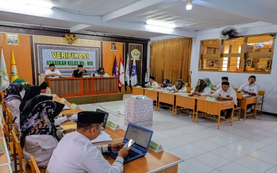 MTs Serba Bakti Laksanakan Rapat Verifikasi Kenaikan Kelas VII dan VIII