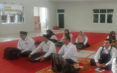 GURU MTs SERBA BAKTI IKUTI SOSIALISASI SOP DAN BIMTEK ASESMEN MADRASAH TAHUN 2023