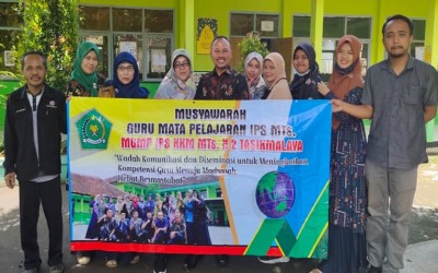 Sukseskan PAT, MTs Serba Bakti ikuti MGMP IPS