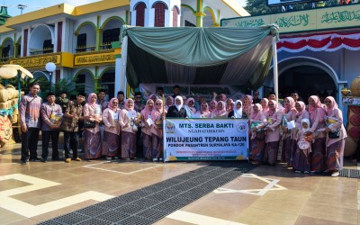MTs Serba Bakti Ikut Semarakkan Pawai Natura Milad ke-120 Pontren Suryalaya