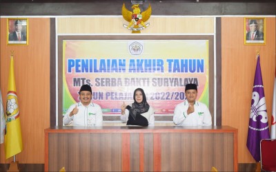 Pengawas Pembina Kantor Kemenag Kabupaten Tasikmalaya Lakukan Monitoring PAT di MTs Serba Bakti