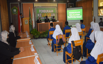 Acara Kelulusan MTs Serba Bakti di Masa Pandemi