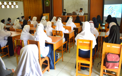 49 Mujahid Peningkatan Mutu Pendidikan MTs Serba Bakti Siap Berjuang